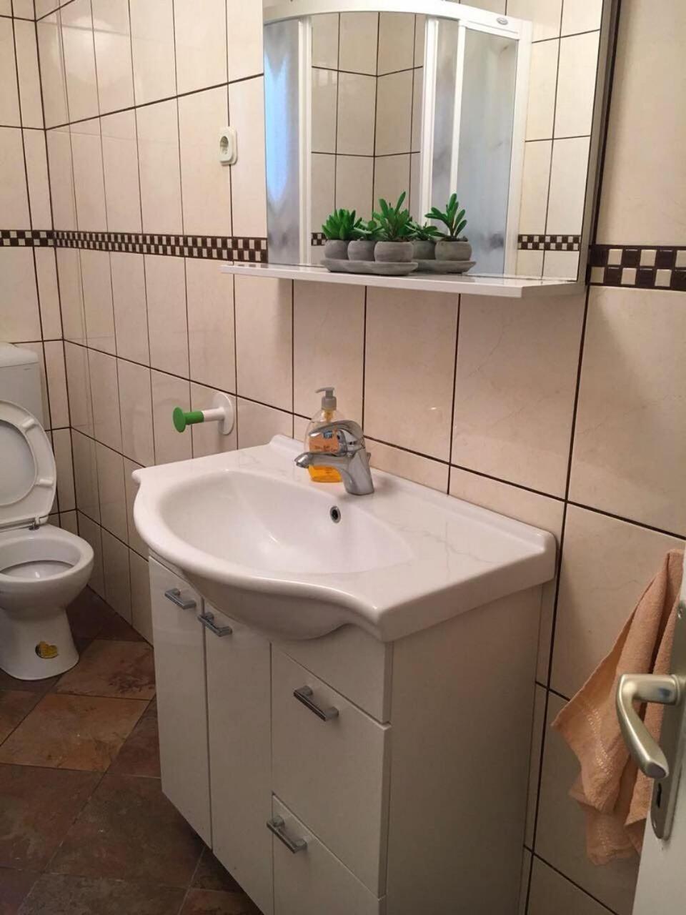 Apartment Toni Baska Voda Ngoại thất bức ảnh